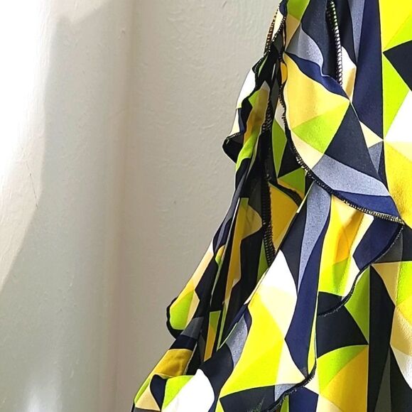 Ashley Stewart Colorful Cold-Shoulder Peplum Top, Buttondown, Size 18/20 - Picture 6 of 9